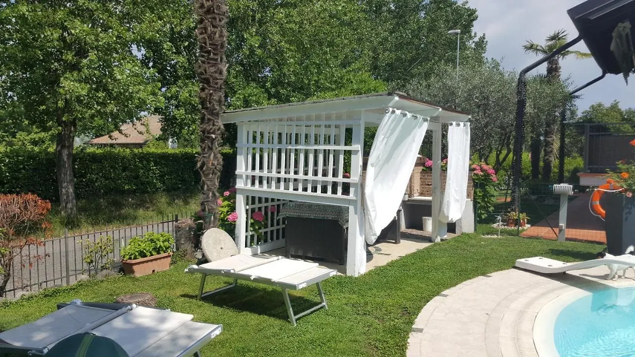 Nocleg ze śniadaniem B&B Casa Gaia - Sirmione Włochy