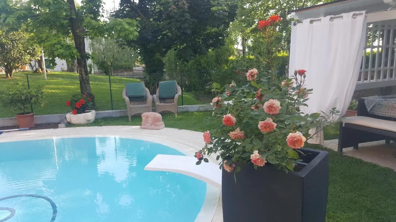 Nocleg ze śniadaniem B&B Casa Gaia - Sirmione Włochy